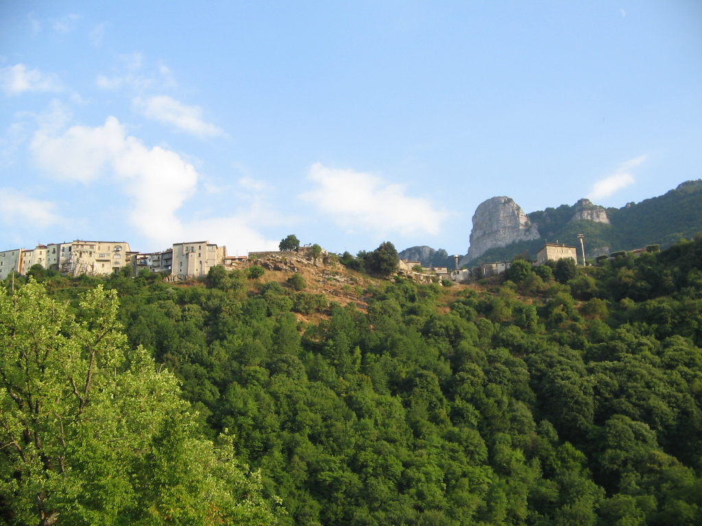 Petina (view from below) — Petina